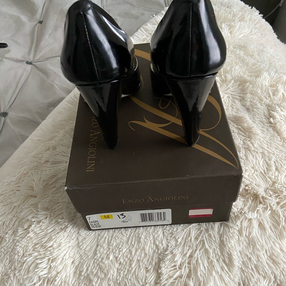 Patent leather heels - Picture 3 of 5